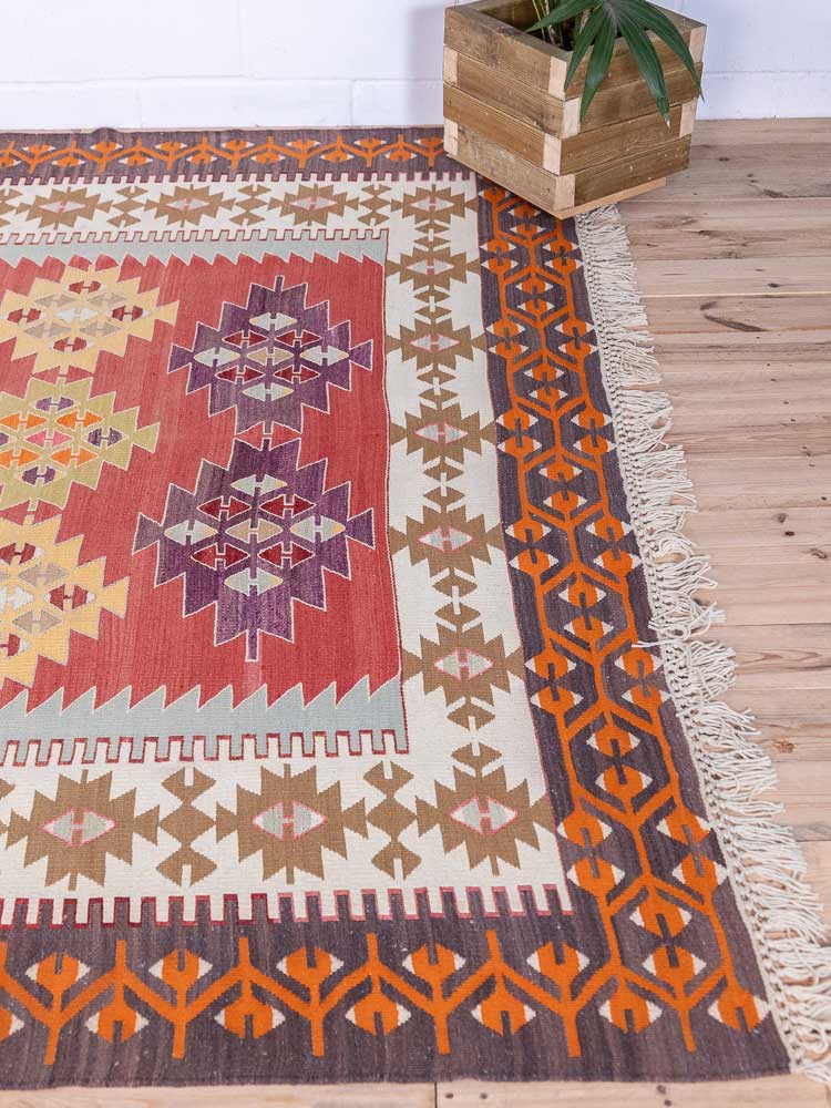 12858 Large Vintage Turkish Isparta Kilim Rug 236x300cm (7.9 x 9.10ft)