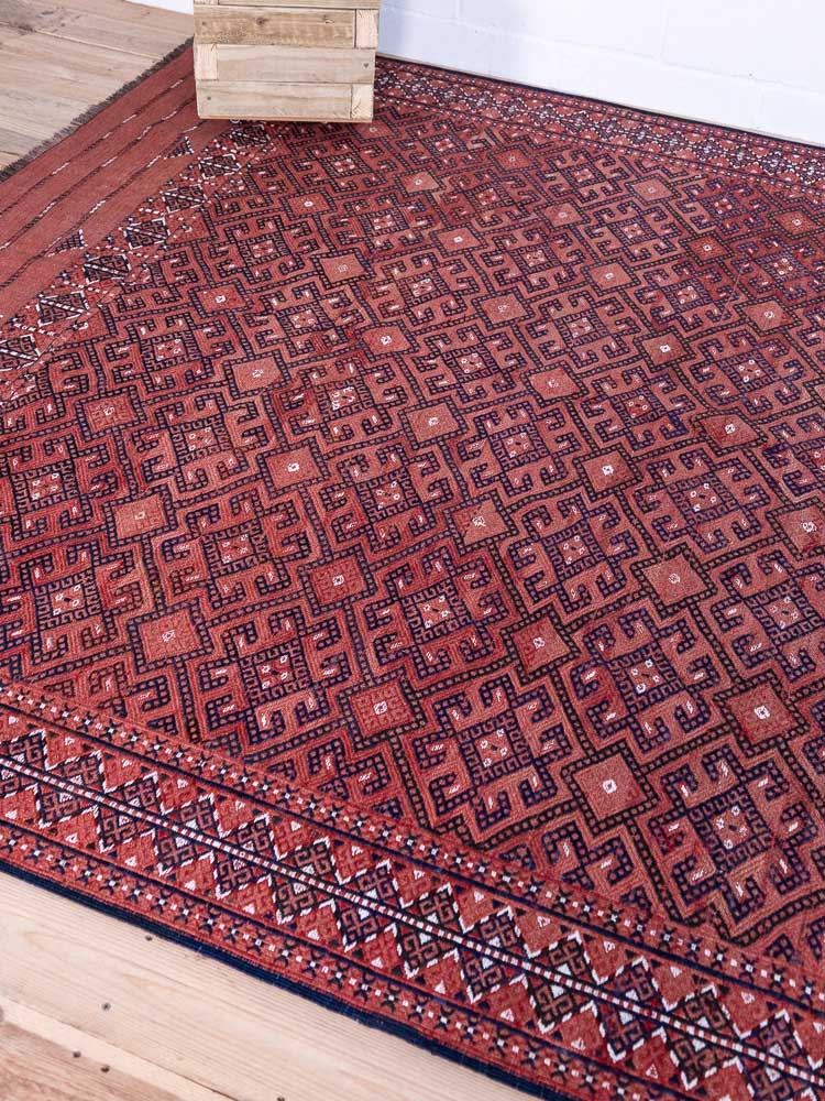 12859 Large Vintage Turkoman Soumak Weave Kilim Rug 207x325cm (6.9 x 10.8ft)