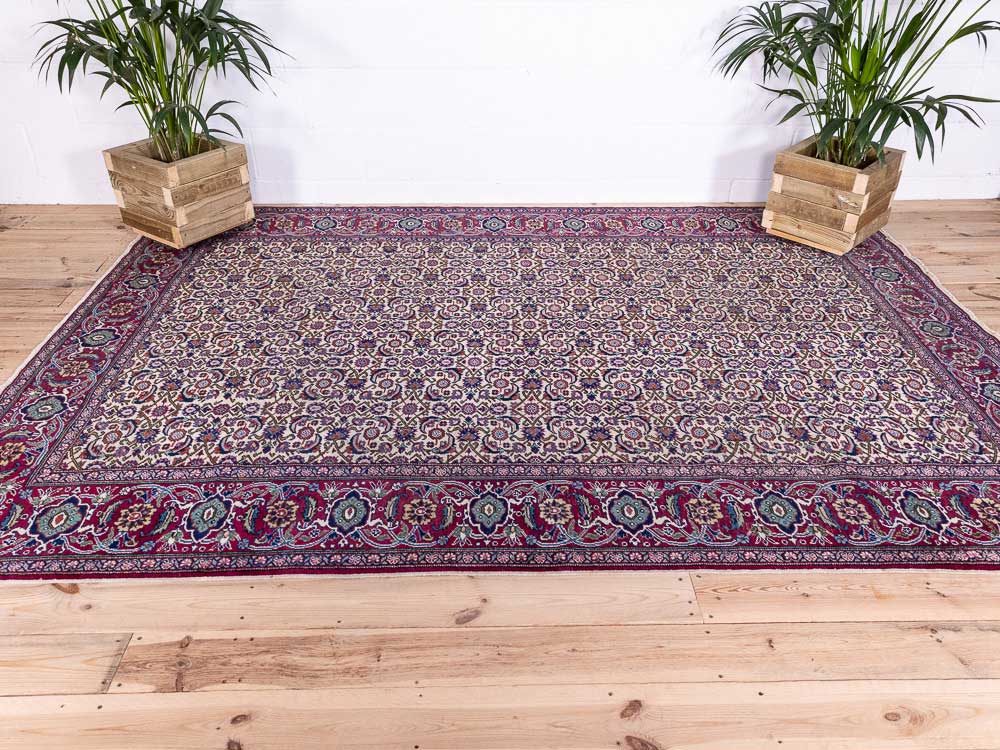 12863 Large Vintage Turkish Kayseri Carpet 204x289cm (6.8 x 9.5ft)