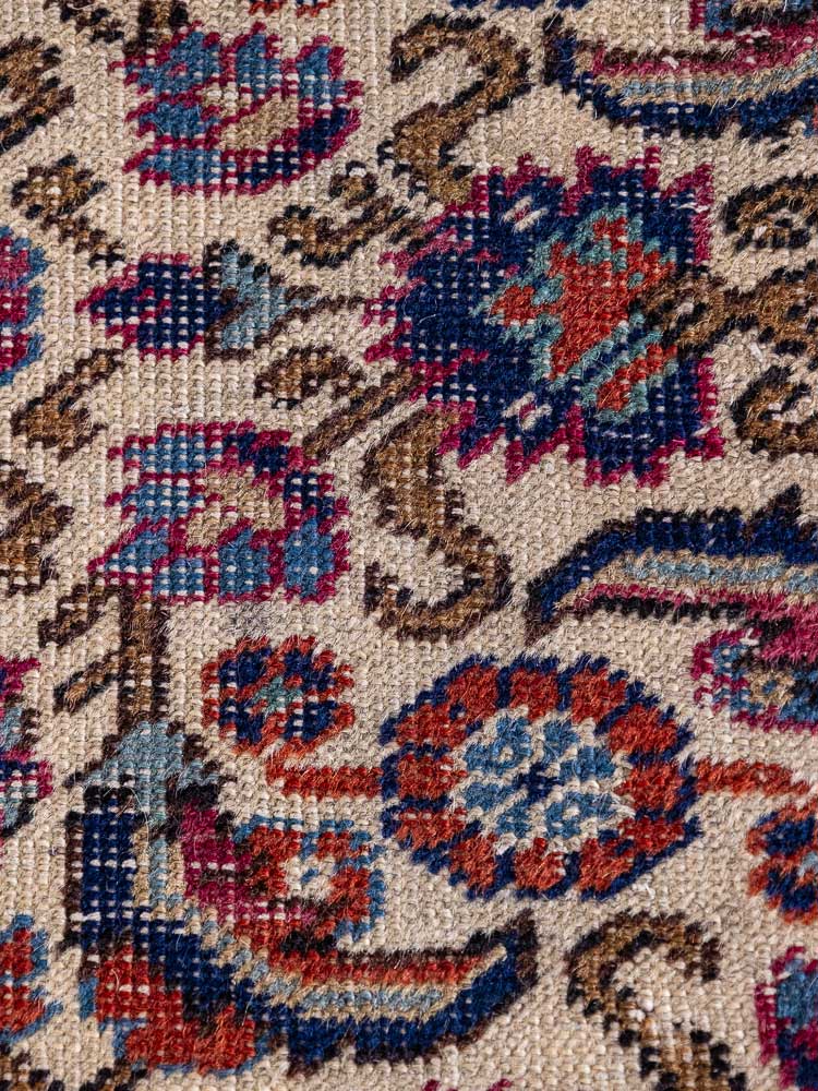 12863 Large Vintage Turkish Kayseri Carpet 204x289cm (6.8 x 9.5ft)