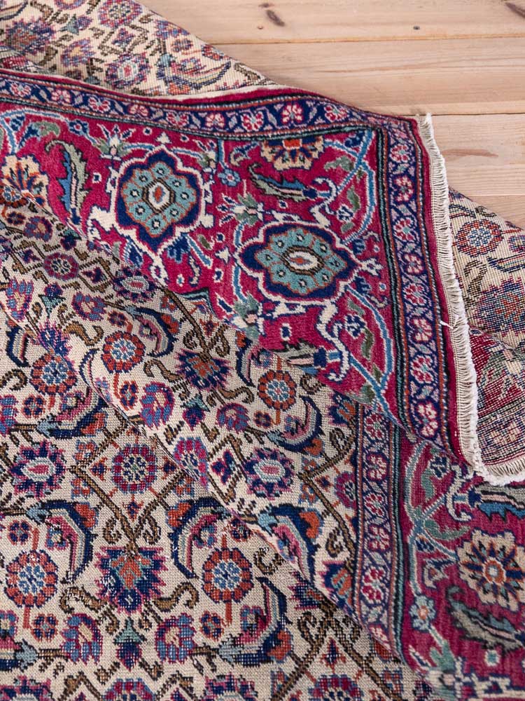 12863 Large Vintage Turkish Kayseri Carpet 204x289cm (6.8 x 9.5ft)