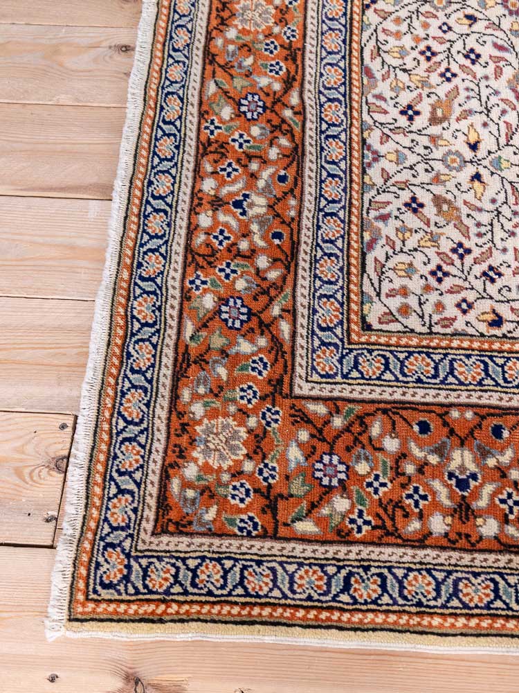 12864 Large Vintage Turkish Kayseri Carpet 200x287cm (6.6 x 9.5ft)