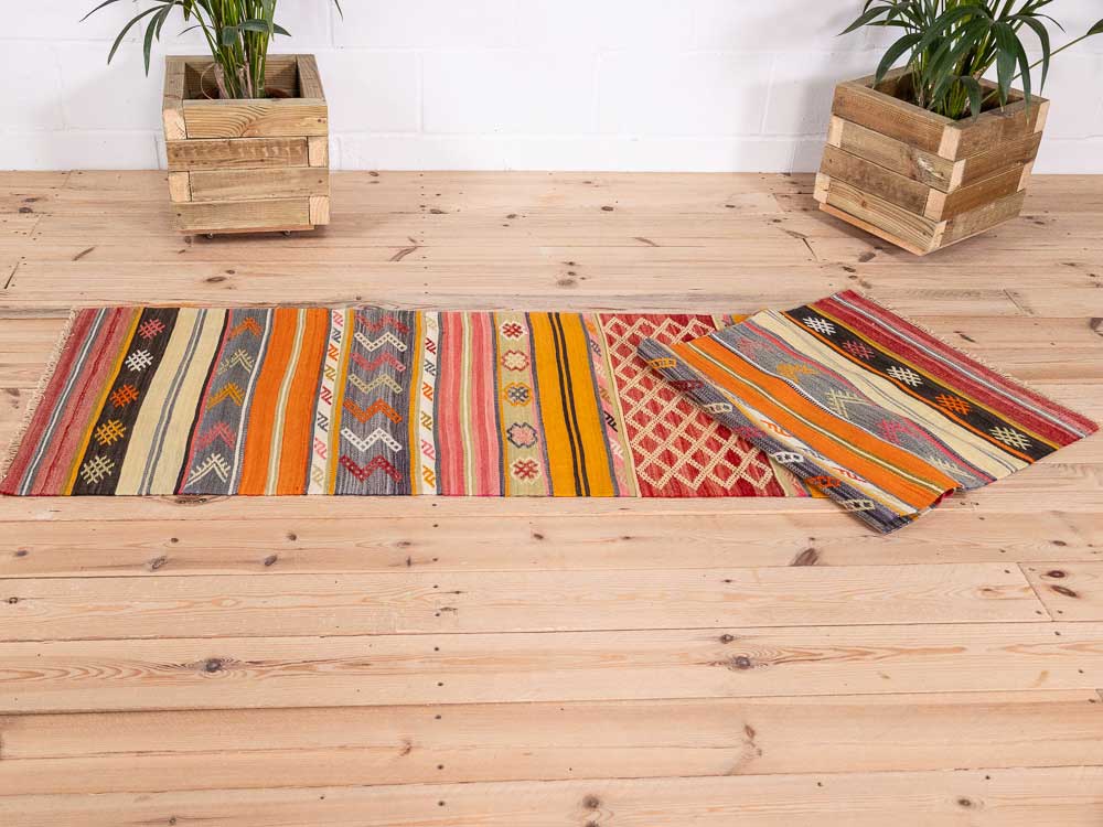 12867 Vintage Turkish Acipayam Runner Rug 62x244cm (2.0 x 8ft)