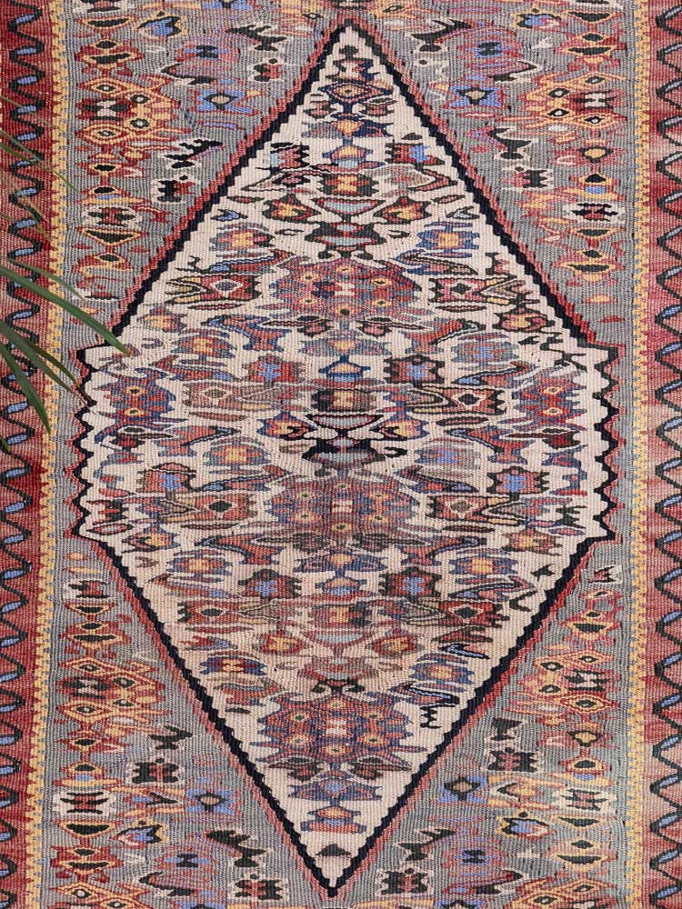 12873 Small Vintage Van Senneh Kilim Rug 60x98cm (1.11 x 3.2ft)