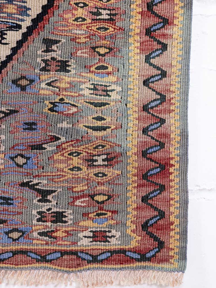 12873 Small Vintage Van Senneh Kilim Rug 60x98cm (1.11 x 3.2ft)