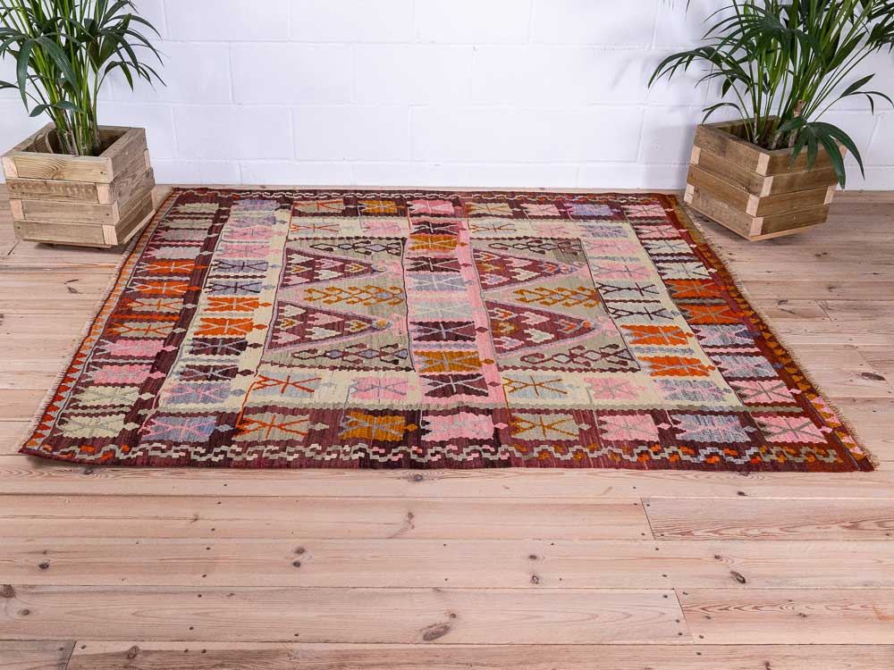 12879 Vintage Turkish Ordu Kilim Rug 168x194cm (5.6 x 6.4ft)