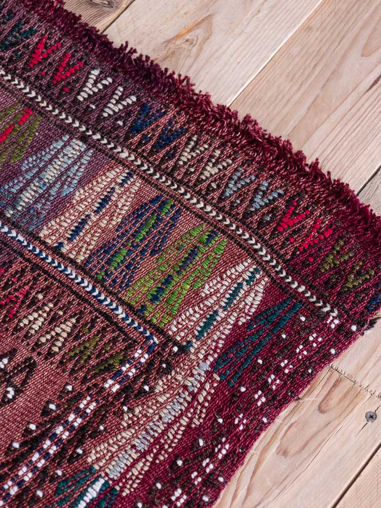 12883 Vintage Turkish Konya Karapinar Kilim Rug 128x167cm (4.2 x 5.5ft)