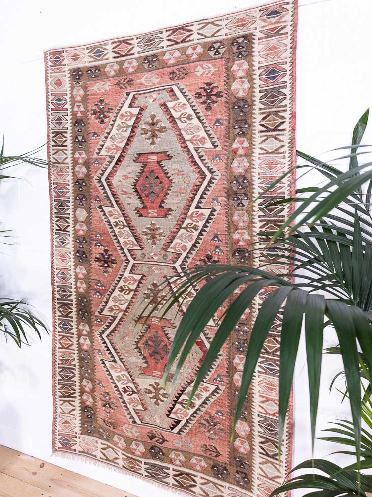 12886 Turkish Vintage Adana Kilim Rug 107x179cm (3.6 x 5.10ft)