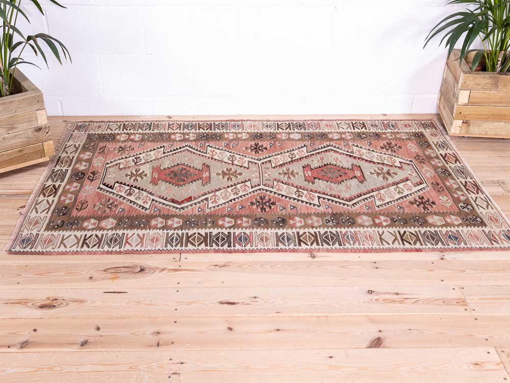 12886 Turkish Vintage Adana Kilim Rug 107x179cm (3.6 x 5.10ft)