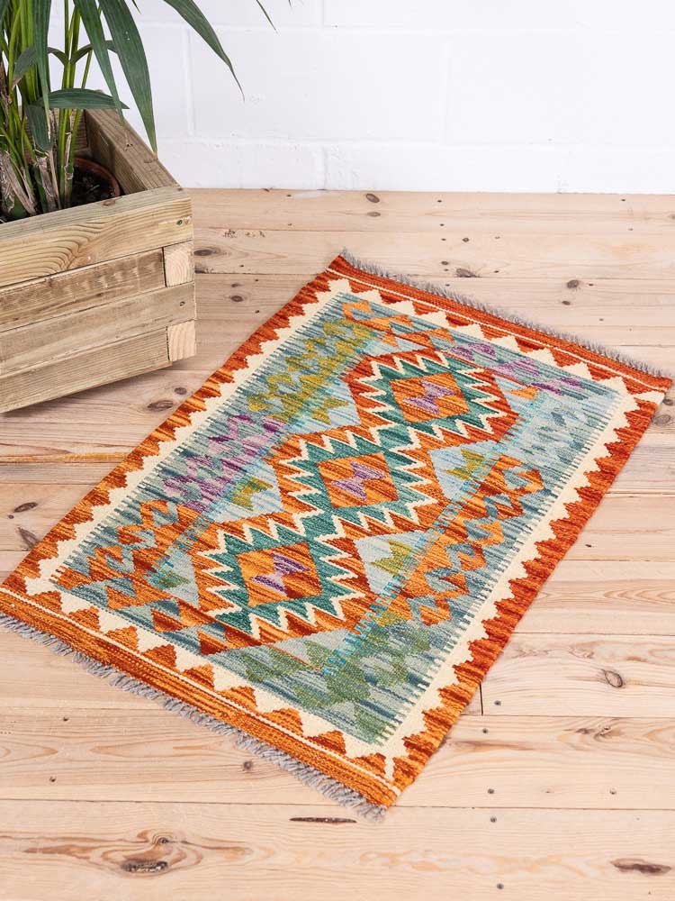 12920 Small Afghan Vegetable Dyed Kilim Rug 63x90cm (2.0 x 2.11ft)