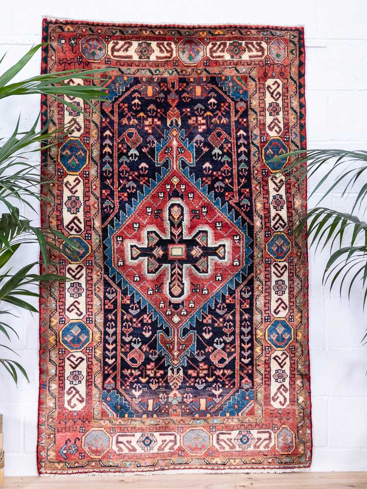 12926 Hamadan Hand-knotted Rug 120x197cm (3.11 x 6.5ft)