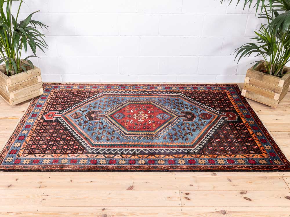 12928 Zanjan Hand-knotted Hamadan Rug 137x222cm (4.6 x 7.3ft)