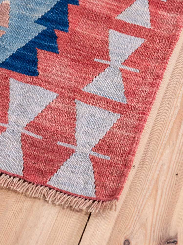 12954 Handwoven Vintage Turkish Usak Kilim Rug 86x127cm (2.10 x 4.2ft)