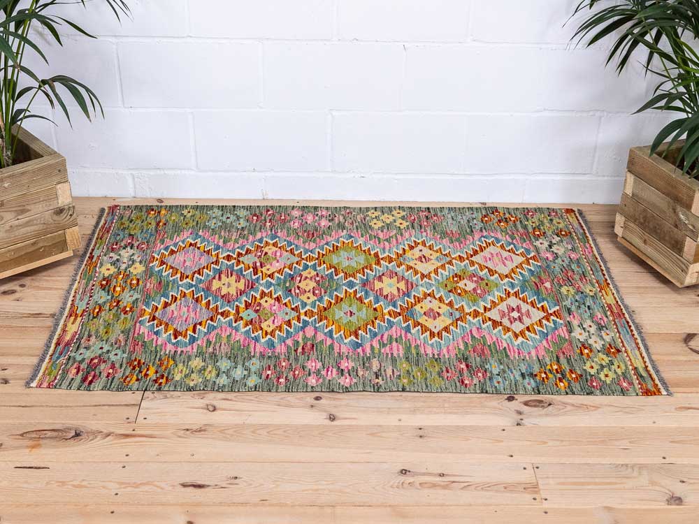 12955 Afghan Vegetable Dyed Kilim Rug 101x157cm (3.3 x 5.1ft)