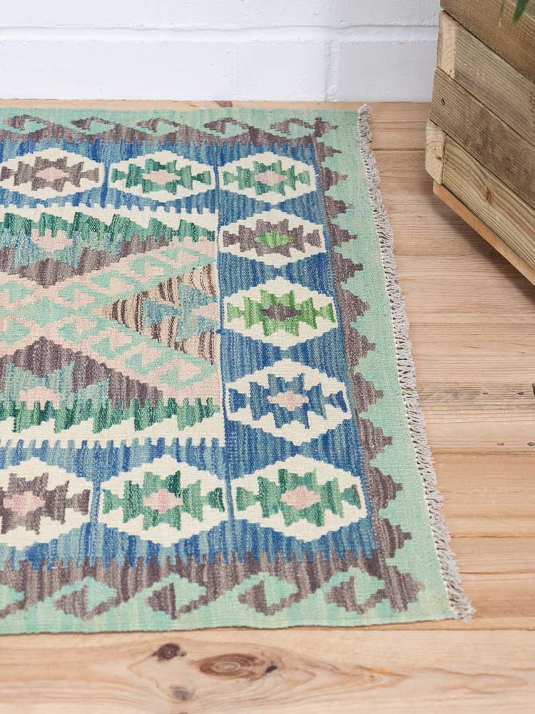 12956 Afghan Vegetable Dyed Kilim Rug 102x146cm (3.4 x 4.9ft)