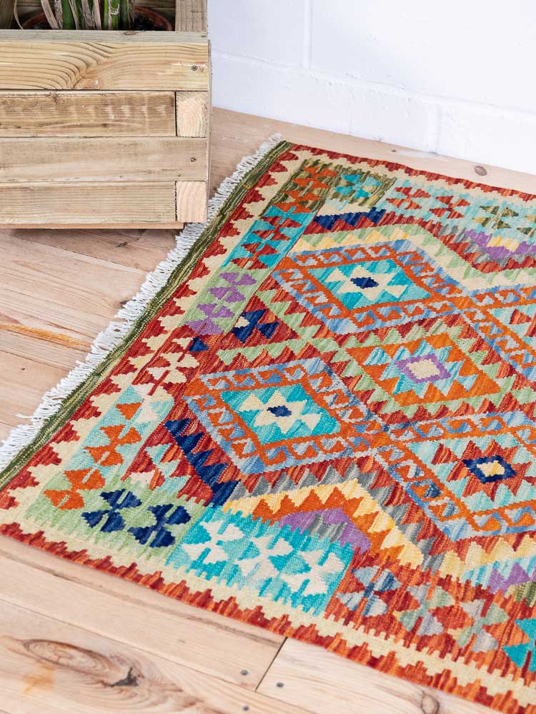 12961 Handwoven Afghan Vegetable Dyed Kilim Rug 103x147cm (3.4 x 4.10ft)