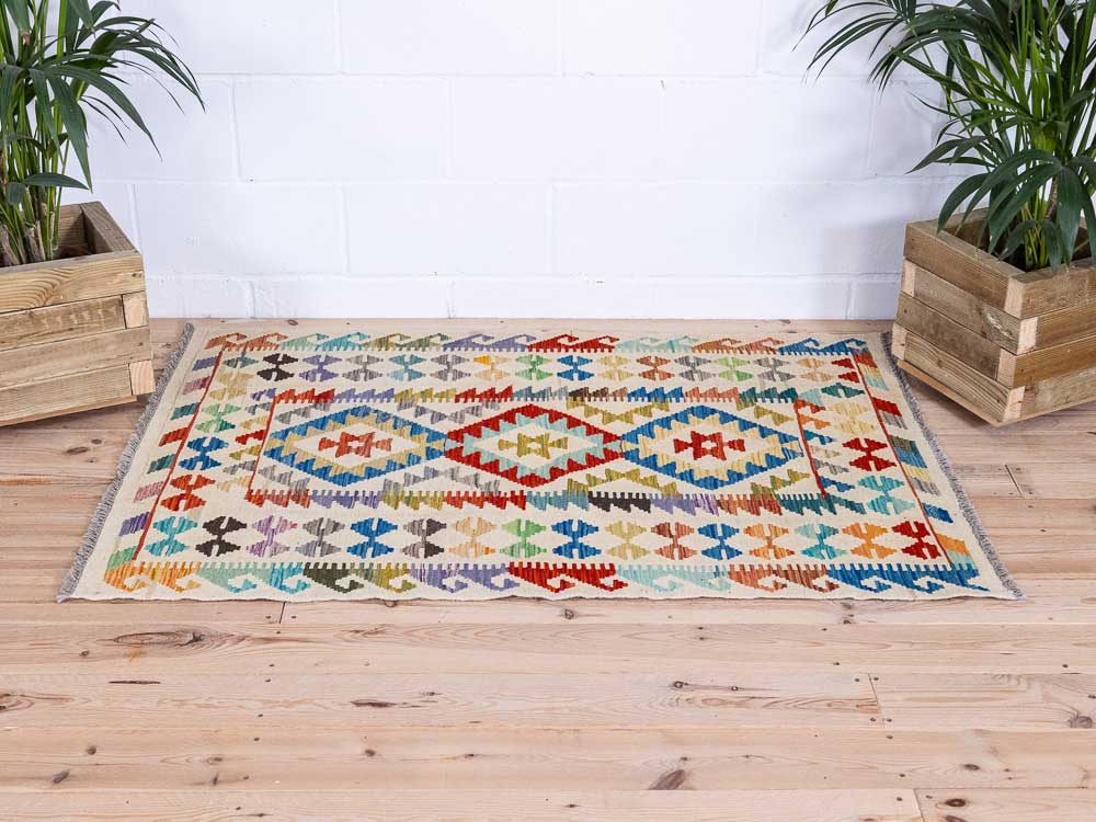 12963 Handwoven Afghan Vegetable Dyed Kilim Rug 104x152cm (3.5 x 4.11ft)