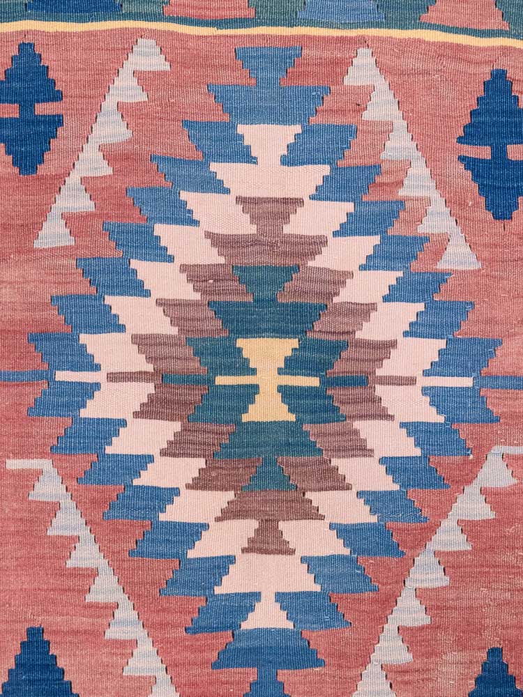 12968 Handwoven Vintage Turkish Usak Kilim Rug 117x182cm (3.10 x 5.11ft)