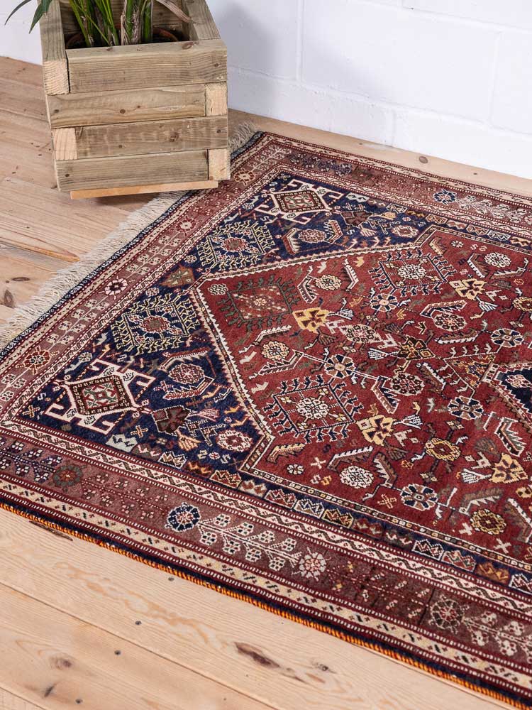 4894 Koohi Qashqai Oriental Rug 120x196cm (3.11 x 6.5ft)