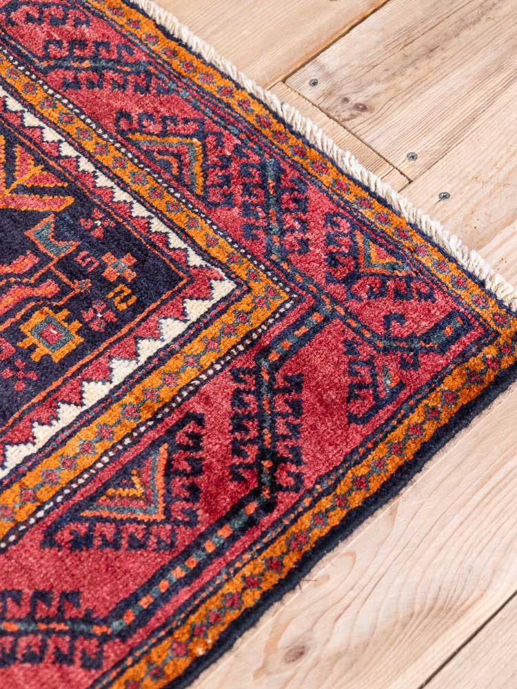 5928 Oriental Mashad Baluch Rug 101x190cm (3.3 x 6.2ft)