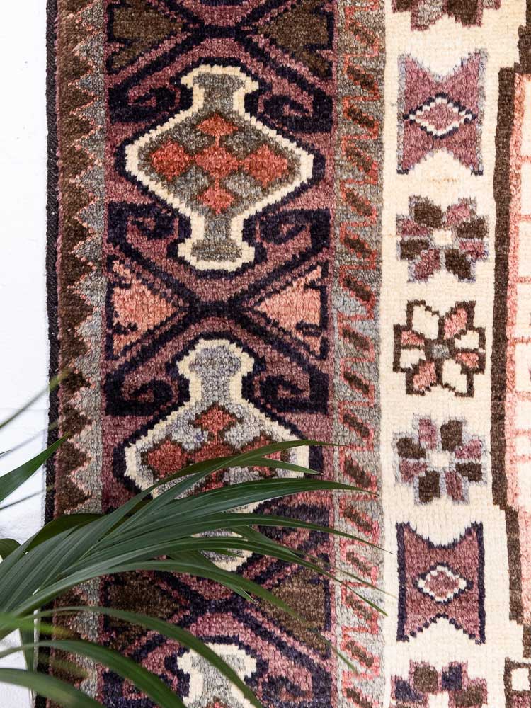 6061 Luri Bakhtiari Oriental Rug 149x208cm (4.10 x 6.10ft)