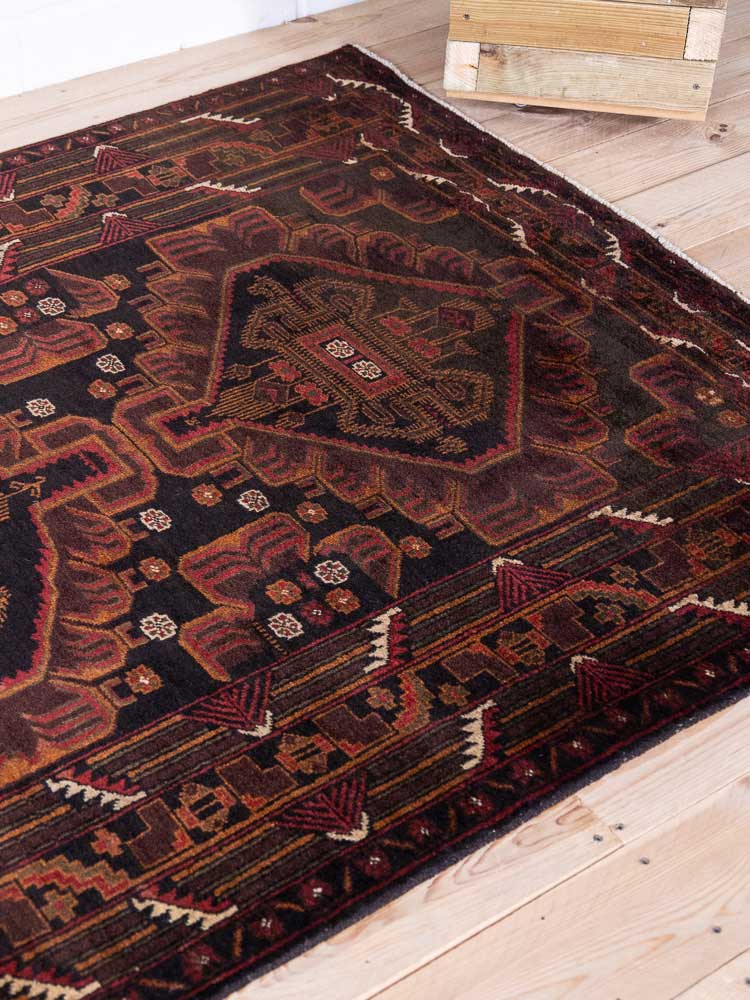 8040 Fine Afghan Herat Baluch Rug 124x201cm (4.1 x 6.7ft)