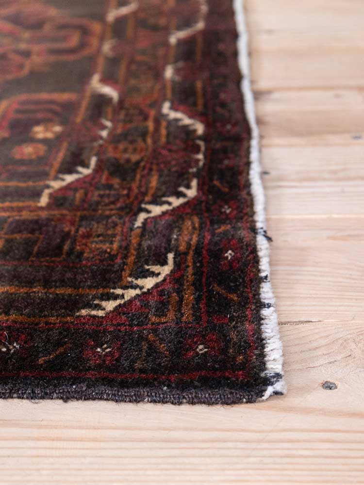 8040 Fine Afghan Herat Baluch Rug 124x201cm (4.1 x 6.7ft)