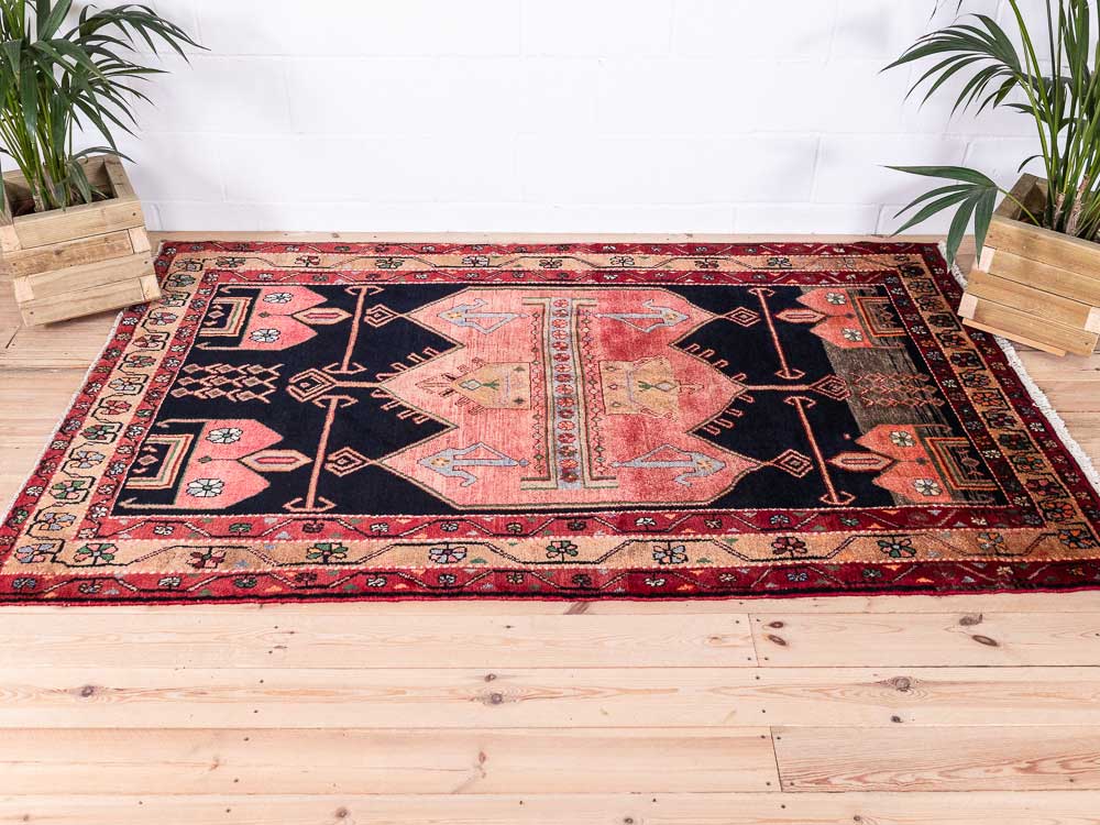 8294 Handknotted Luri Hamadan Rug 145x234cm (4.9 x 7.8ft)