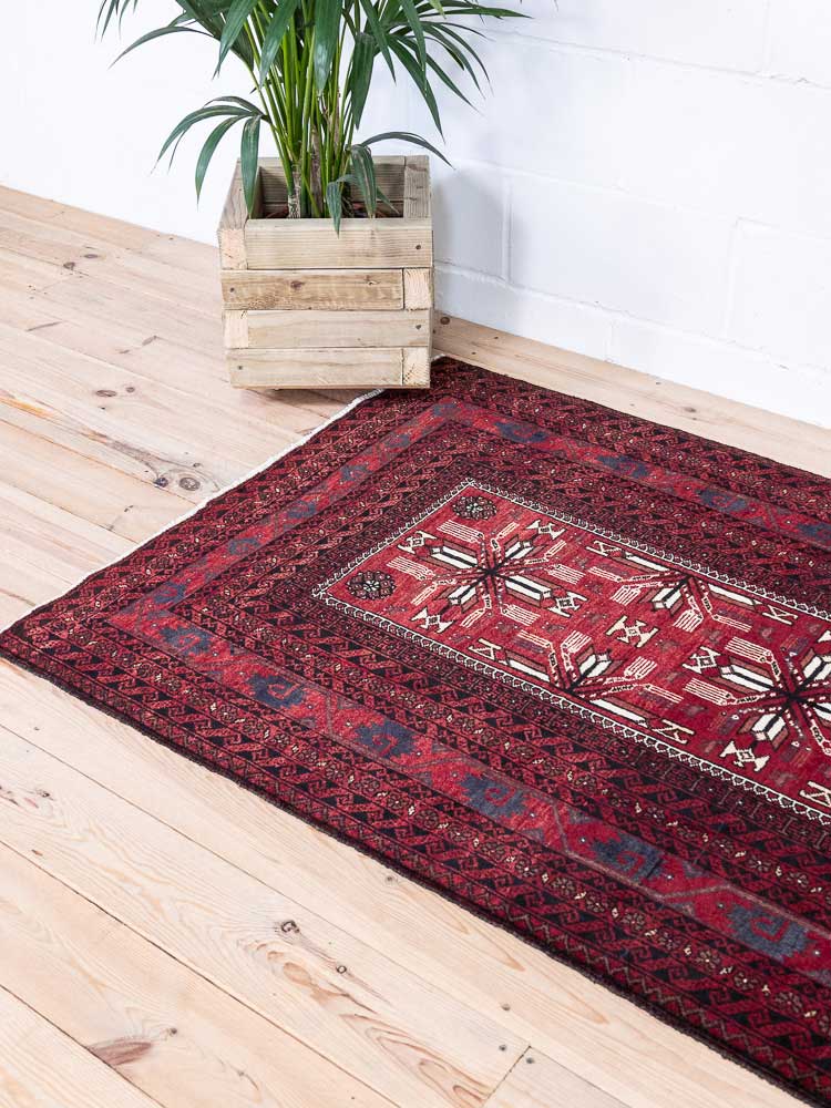 8450 Tribal Mashad Baluch Rug 105x187cm (3.5 x 6.1ft)