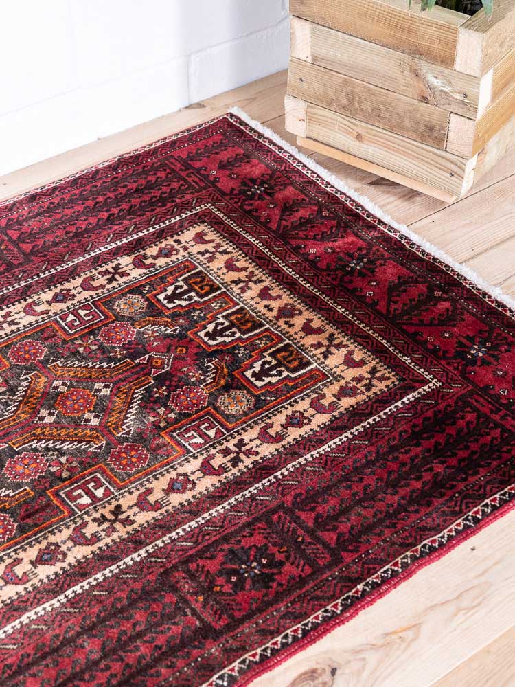 8452 Tribal Oriental Baluch Rug 99x206cm (3.3 x 6.9ft)