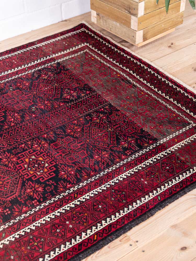 8907 Mashad Baluch Oriental Rug 128x220cm (4.2 x 7.2ft)